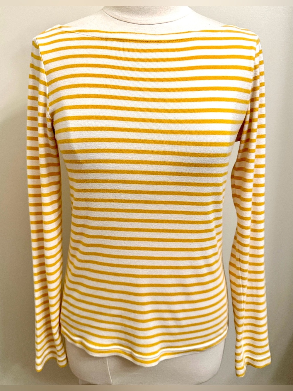 Gap Favorite Yellow White Striped SZ S Coastal Casual Chic Nautical Preppy Top